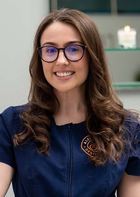 Laura, GDC-registered dental therapist and founder of The Yorkshire Hygienist, Wakefield